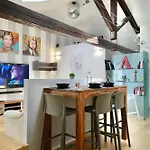Loft Con Parcheggio Privato In Centro - Movie Loft Art