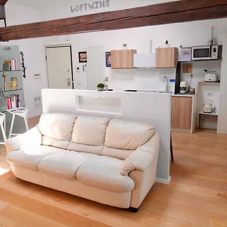 Loft Con Parcheggio Privato In Centro - Movie Loft Art Gæstehus *