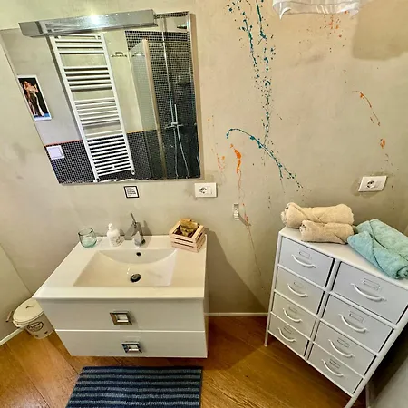 Loft Con Parcheggio Privato In Centro - Movie Loft Art