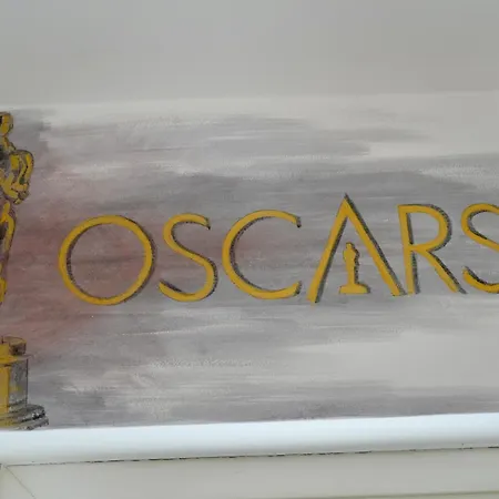 Movie Loft Art - Piccolo Attico In Centro Con Parcheggio Privato